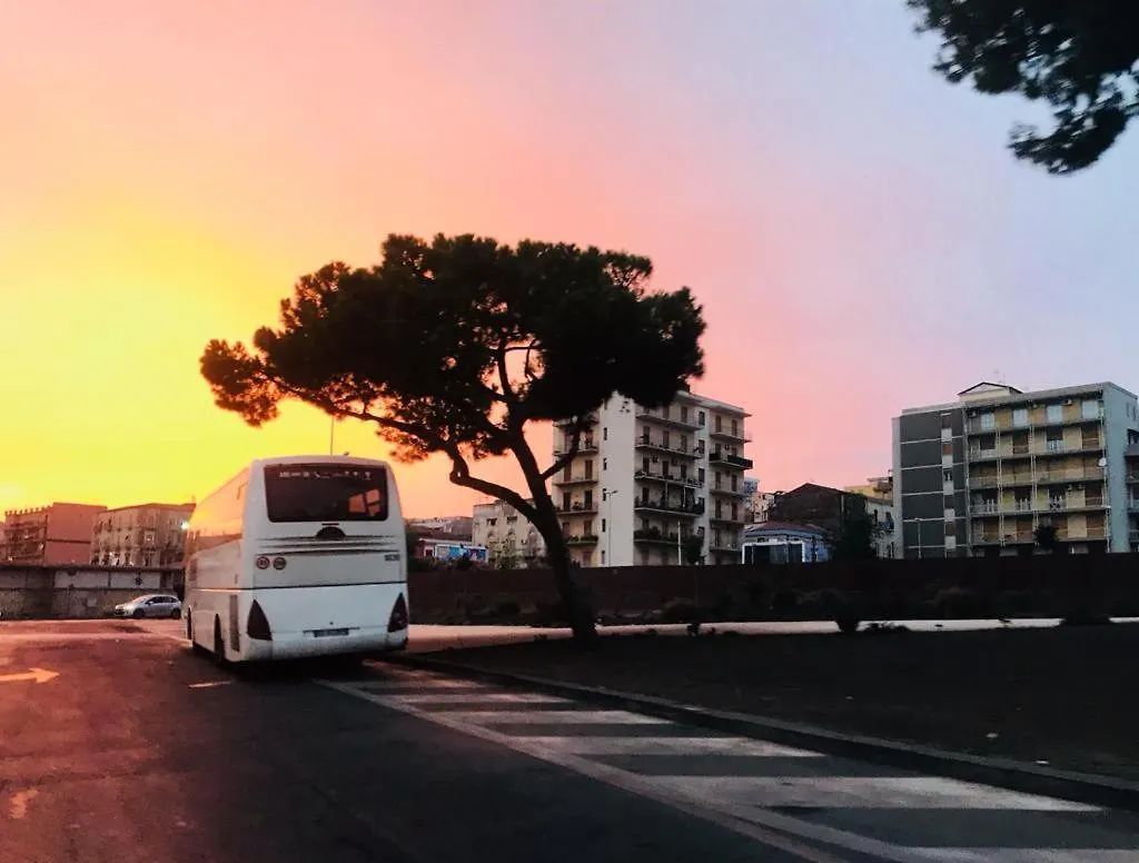 Amuri Katanya İtalya